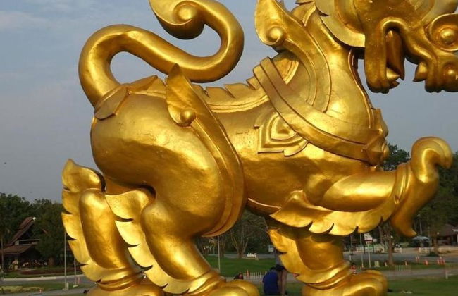 3D-Erlebnis Chiang Rai: Kochkurs, Chiang Saen, Goldenes Dreieck, Singha Park, Weißer & Blauer Tempel - Foto 2
